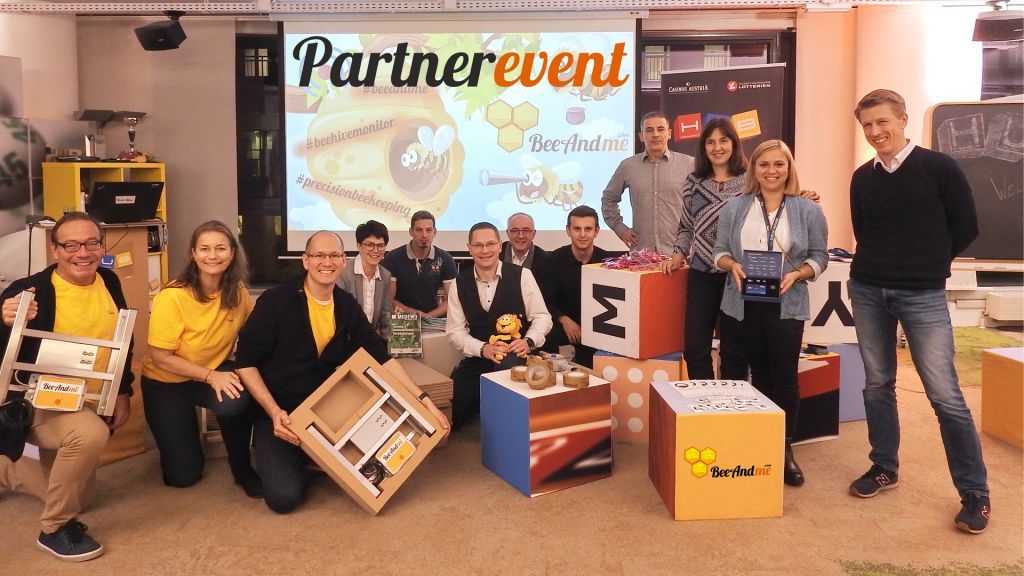 Gruppenfoto vom BeeAndme-Partnerevent 2019
